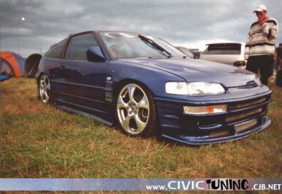  Honda /   honda_tuning_057.jpg - 572x395