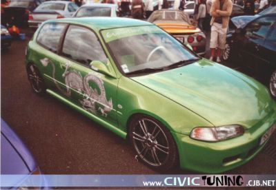  Honda /   honda_tuning_062.jpg - 572x395