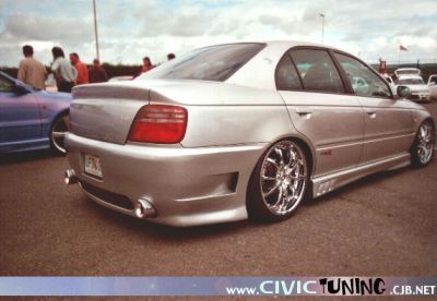  Honda /   honda_tuning_066.jpg - 572x395