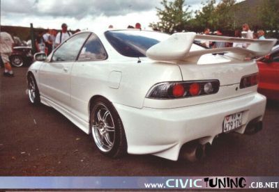  Honda /   honda_tuning_078.jpg - 572x395