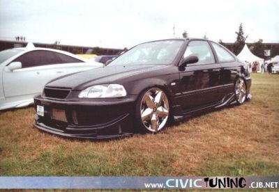  Honda /   honda_tuning_089.jpg - 572x395