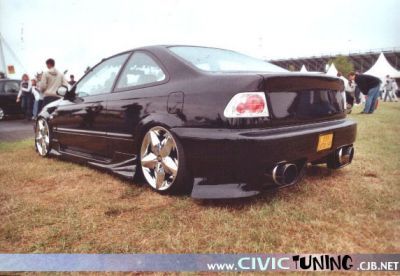  Honda /   honda_tuning_090.jpg - 572x395