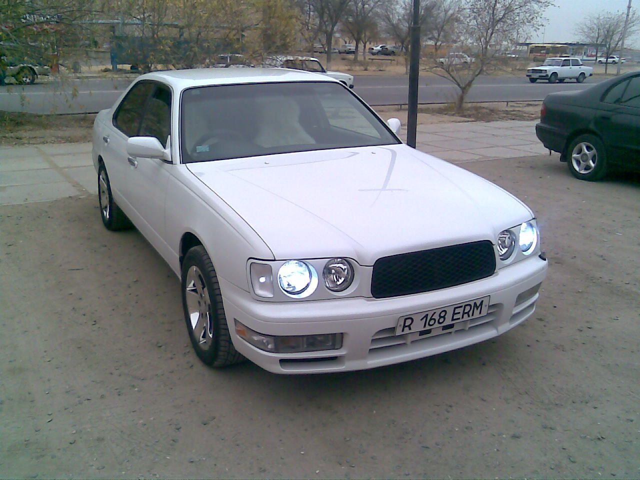 Nissan Gloria loaded_1071.jpg