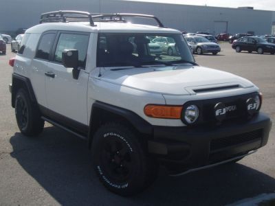 Toyota FJ Cruiser Special Edition Trail Teams loaded_569.jpg - 1024x768