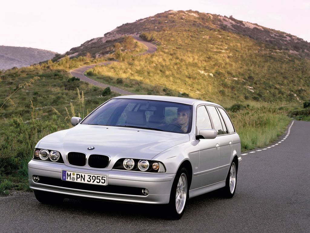      BMW -  bmw_5series_014.jpg