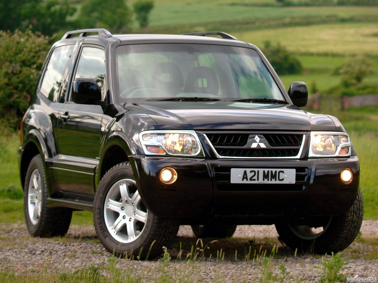  mitsubishil_224.jpg