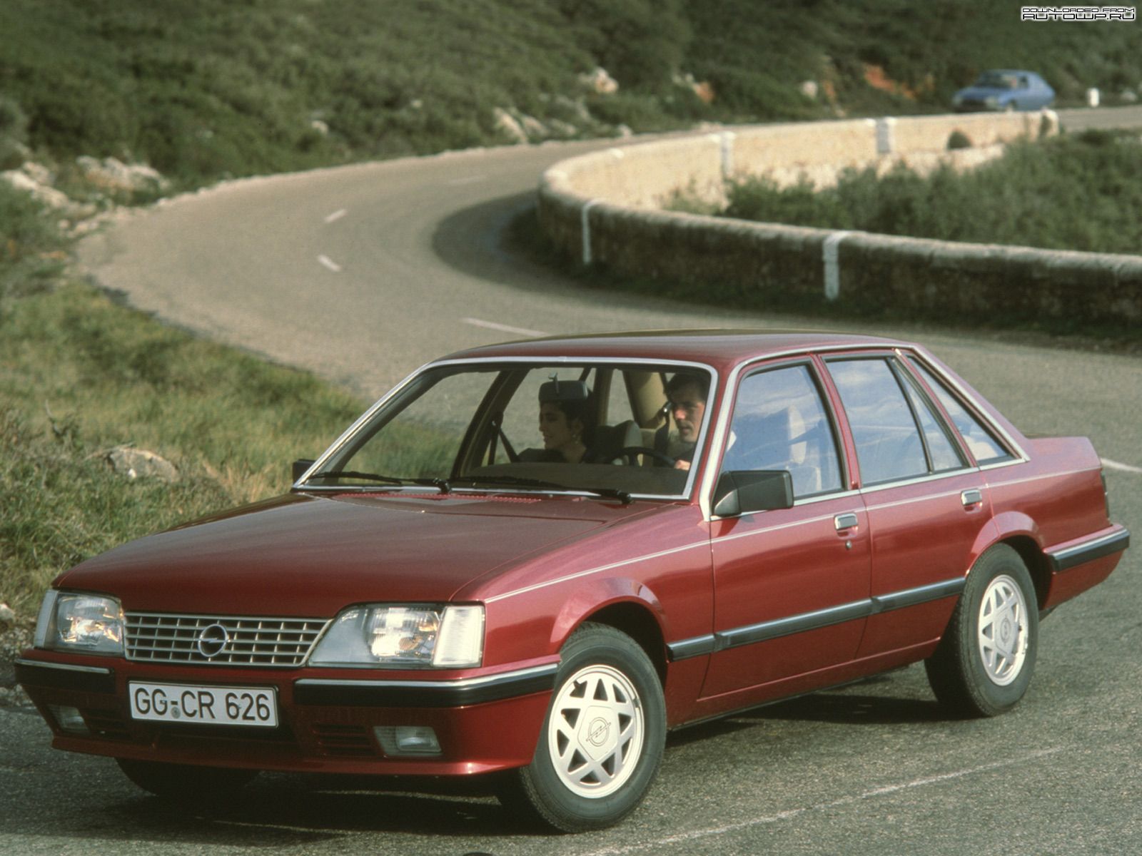  opel_012.jpg