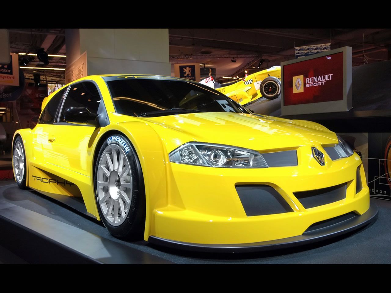  oboi_renault_015.jpg
