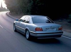 BMW 730iL (213hp)(E38) 