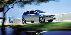 Chevrolet Aveo Hatchback 1.5i 8V 