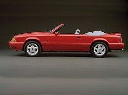 Mustang 3.8 V6 (147hp) Convertible(P404) Ford 