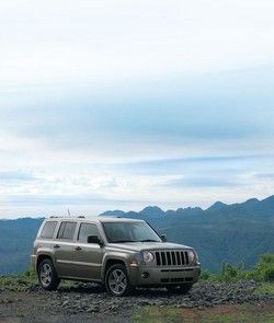 Jeep Patrion 2.4 