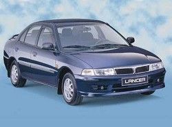 Lancer 1.3 GLi Sedan Mitsubishi 