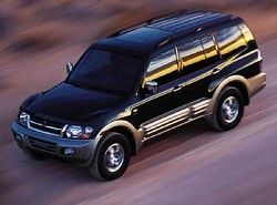 Mitsubishi Pajero-III 3.2 DI-D GLX (5dr) 