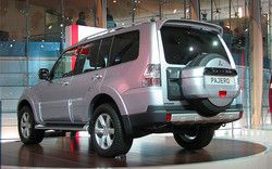 Pajero IV 3.8 MIVEC Mitsubishi 