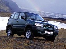 Nissan Terrano II 2.4 (118hp) (3dr)(R21) 