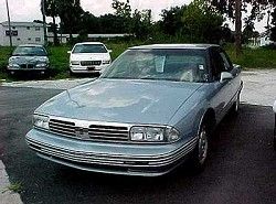 Oldsmobile Ninety-Eight 3.8 supercharged 