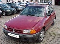 Astra Classic F 2.0 Hatchbak(T92) Opel 