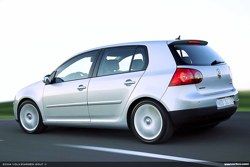 Volkswagen Golf V 1.6 